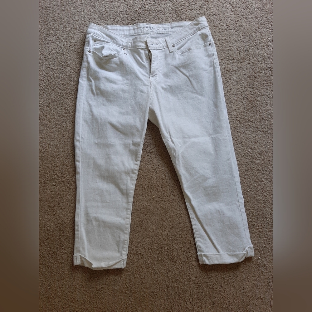 White Denim Jean Capris, rolled at the bottom, ankle length
